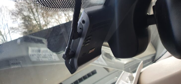 Thinkware U1000 front and rear dash cam Installation into a 2010 Landrover Discovery.